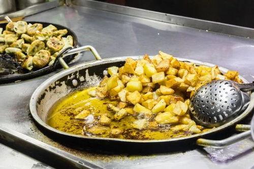 城南建行吃瓜,一场吃瓜群众的围观盛宴