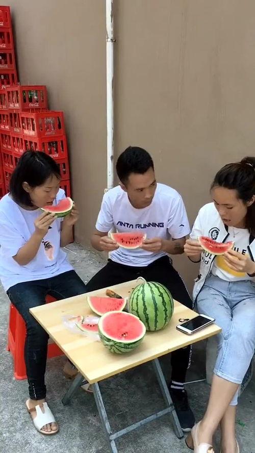 吃瓜有趣趣事,那些让人捧腹大笑的吃瓜趣事