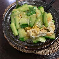 鸡美吃瓜视频,揭秘网红美食背后的趣味故事