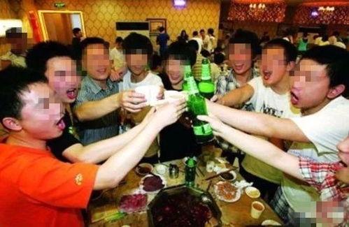 柳州酒吧事件吃瓜,揭秘背后真相与争议