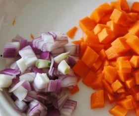 楠瓜可以和洋葱一起吃吗,健康美味两不误