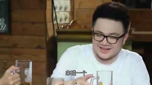 吃瓜路人无耻视频,道德底线何在？