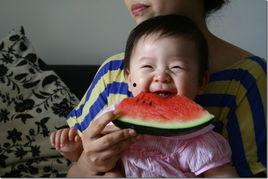 摄影得吃瓜,捕捉生活中的趣味瞬间 第3张 摄影得吃瓜,捕捉生活中的趣味瞬间 第3张